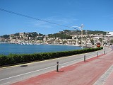 IMG_3490 Port de Soller - Sorrendben a tenger felől: villamos, autó, bicikli, gyalogos - út.